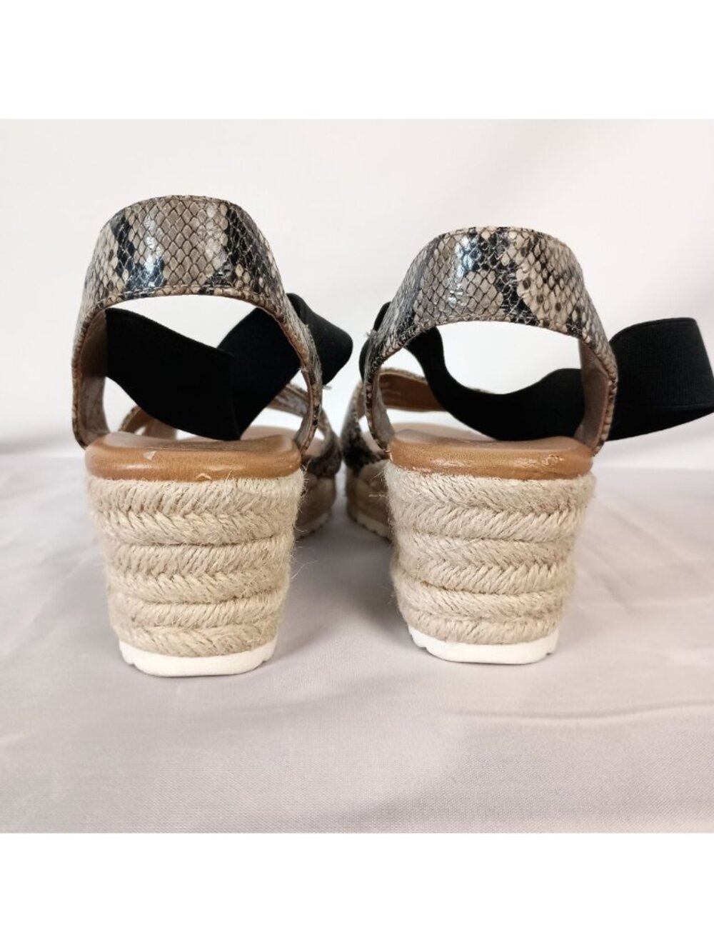 Anne Klein AK Charlie Wedge Sandals Womens 9 Casual Comfort Slip On Shoes - Picture 11 of 11